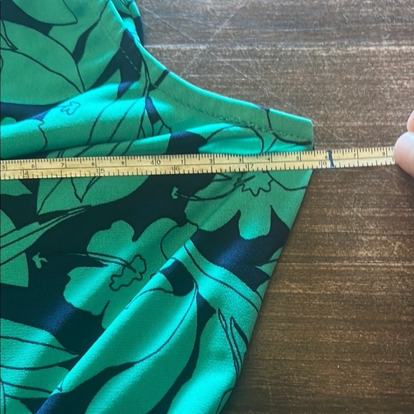 London Times Floral Wrap Dress in Green - Picture 6 of 8